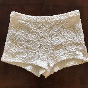 Lace/crotchet forever 21 shorts